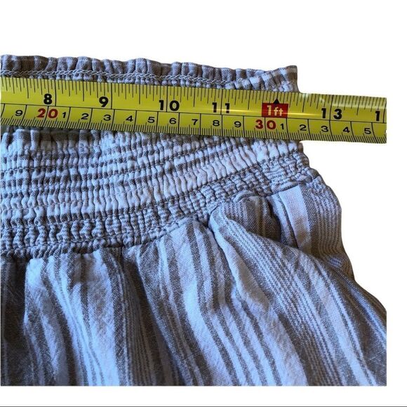 𝅺land ‘n Sea Linen Blend Capris EUC - Picture 4 of 10